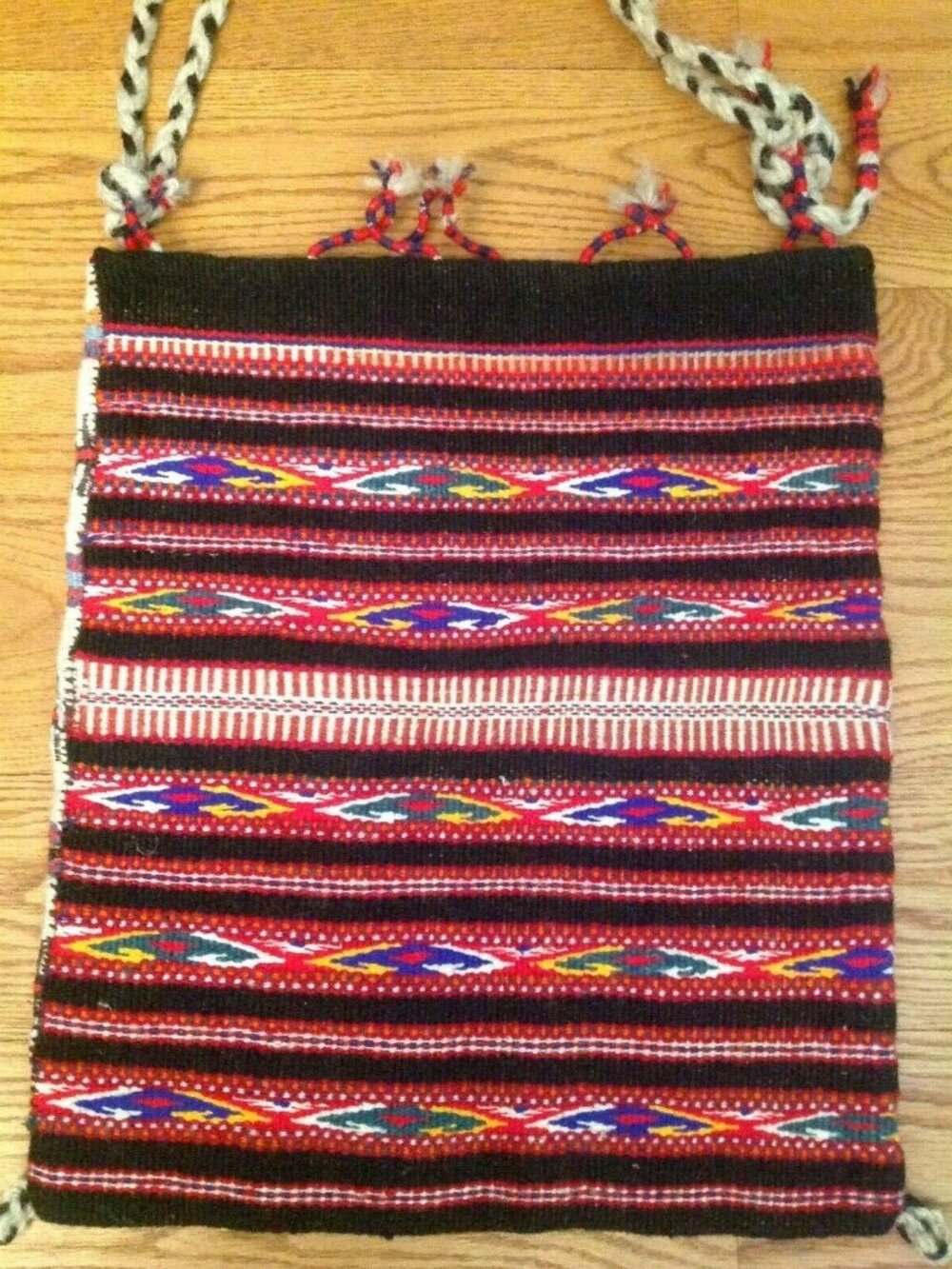 VINTAGE HANDWOVEN WOOL BAG MADE IN PERU ANDEAN TEXTILE CHUSPA FOLK ART